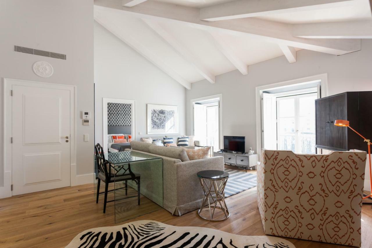 Flh Restauradores Amazing Flat With View Lisbon Bagian luar foto