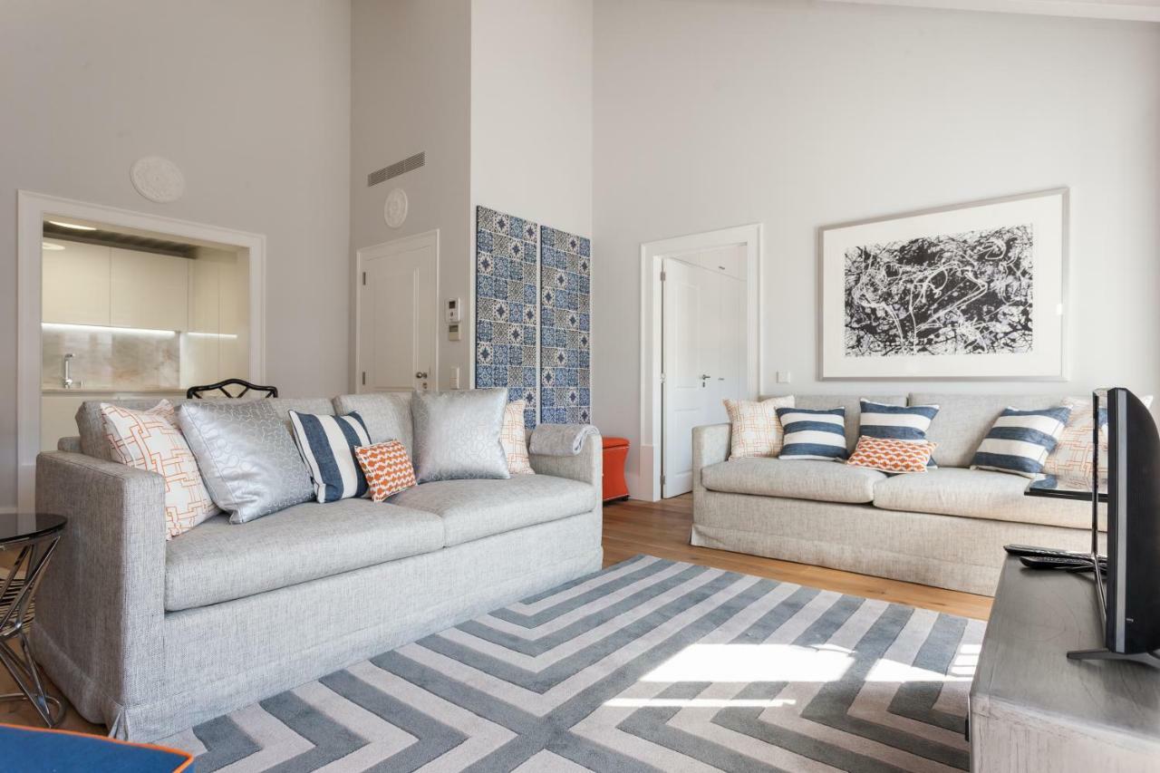 Flh Restauradores Amazing Flat With View Lisbon Bagian luar foto
