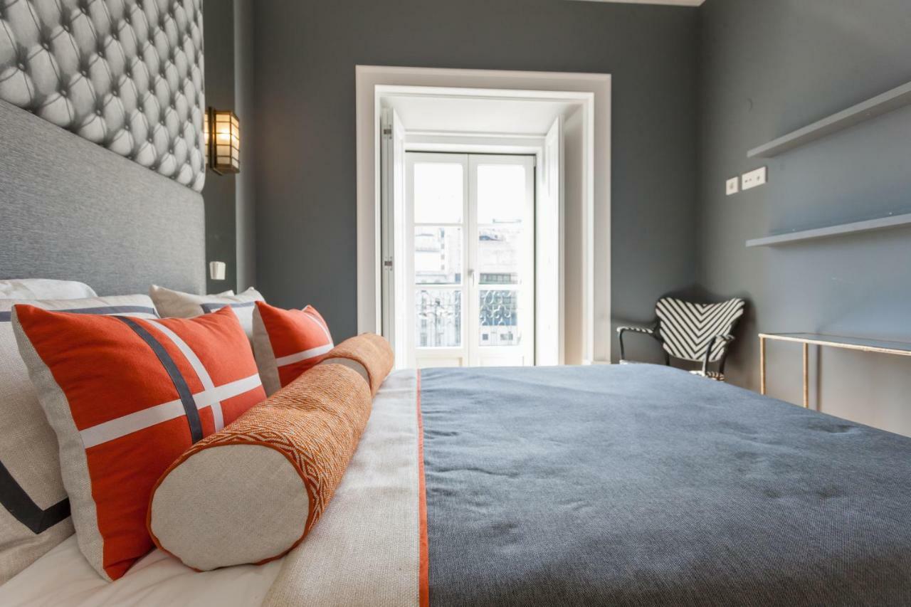 Flh Restauradores Amazing Flat With View Lisbon Bagian luar foto